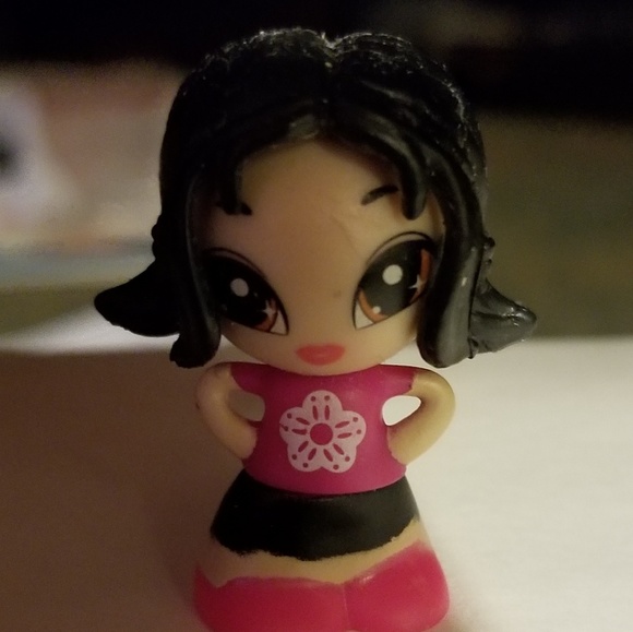 Meet your Posher, Kit - Picture 2 of 2